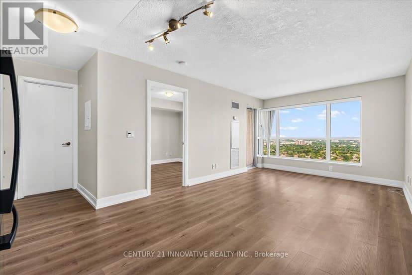3501 - 125 Village Green Square — photo 10 of 33