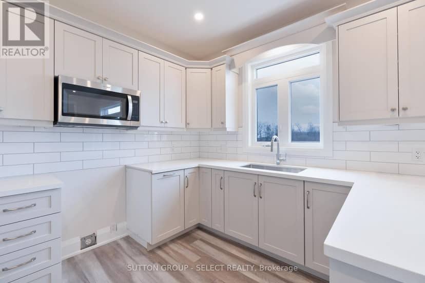 240 Leitch Street — photo 12 of 35