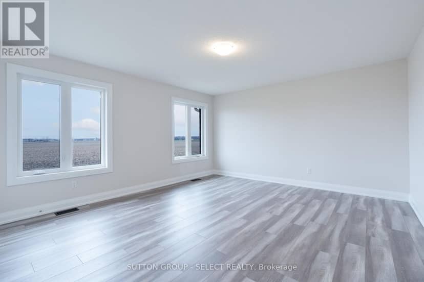 240 Leitch Street — photo 29 of 35