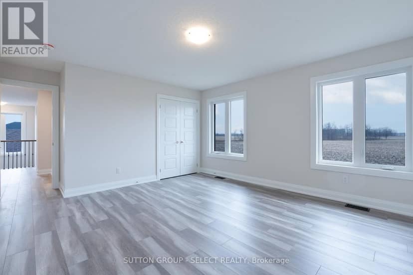 240 Leitch Street — photo 30 of 35