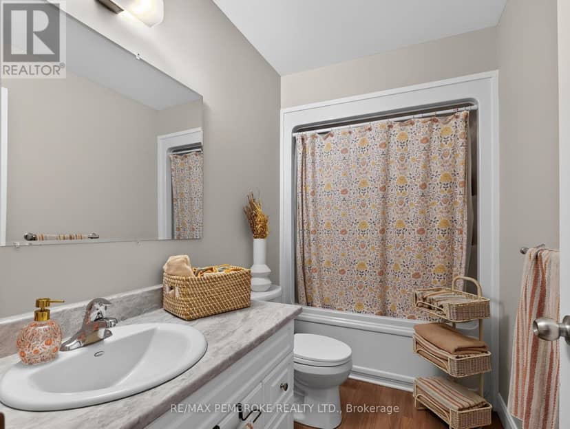 617 Nelson Street — photo 16 of 27