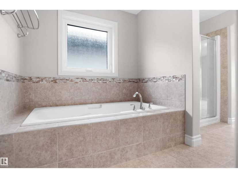 138 Henderson Li — photo 37 of 40