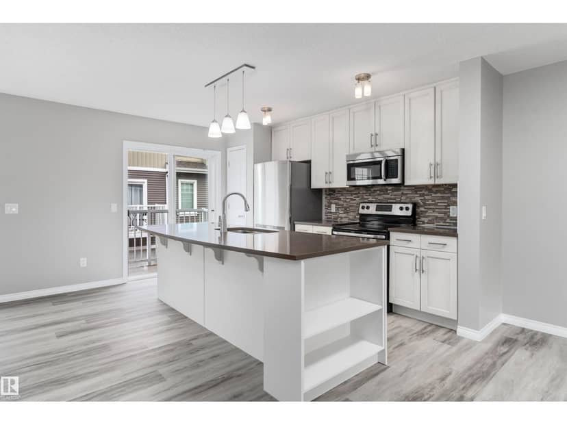 #98 4050 Savaryn Dr SW — photo 19 of 40