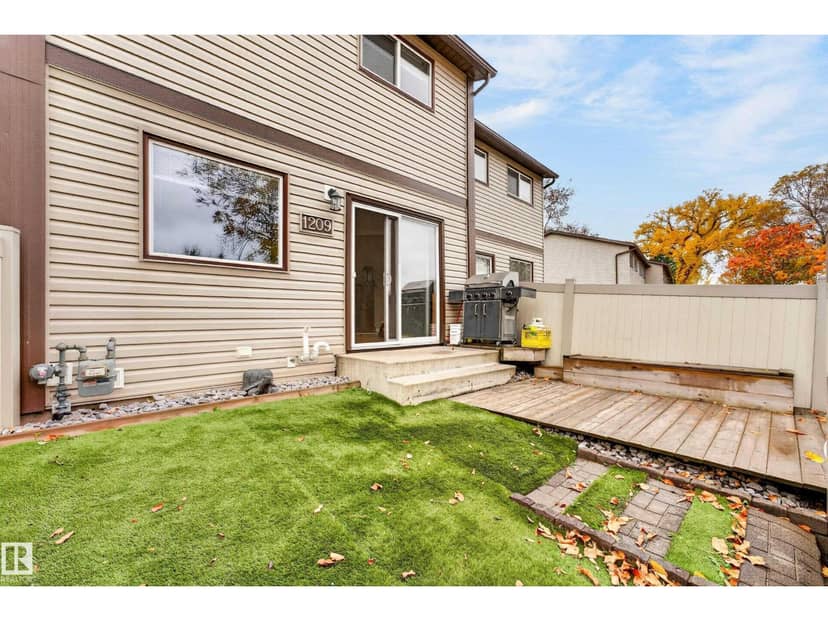 1209 Hooke Rd NW — photo 11 of 40