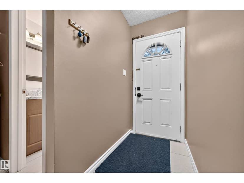 1209 Hooke Rd NW — photo 13 of 40