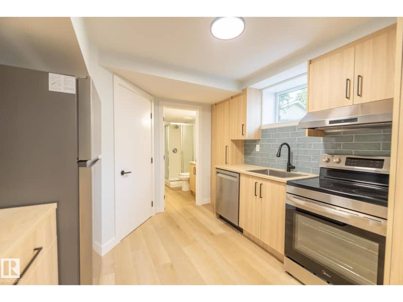 16136 109A AV NW — photo 29 of 40