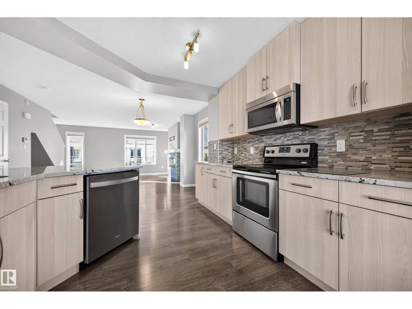 #81 2905 141 ST SW — photo 14 of 40