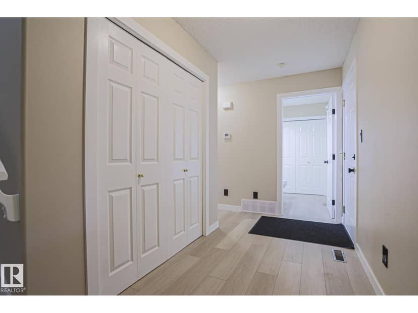 8 Erinwoods PL — photo 18 of 40