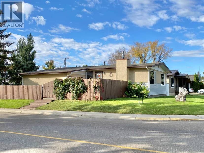 3 Lake Bevan Drive E — photo 39 of 40