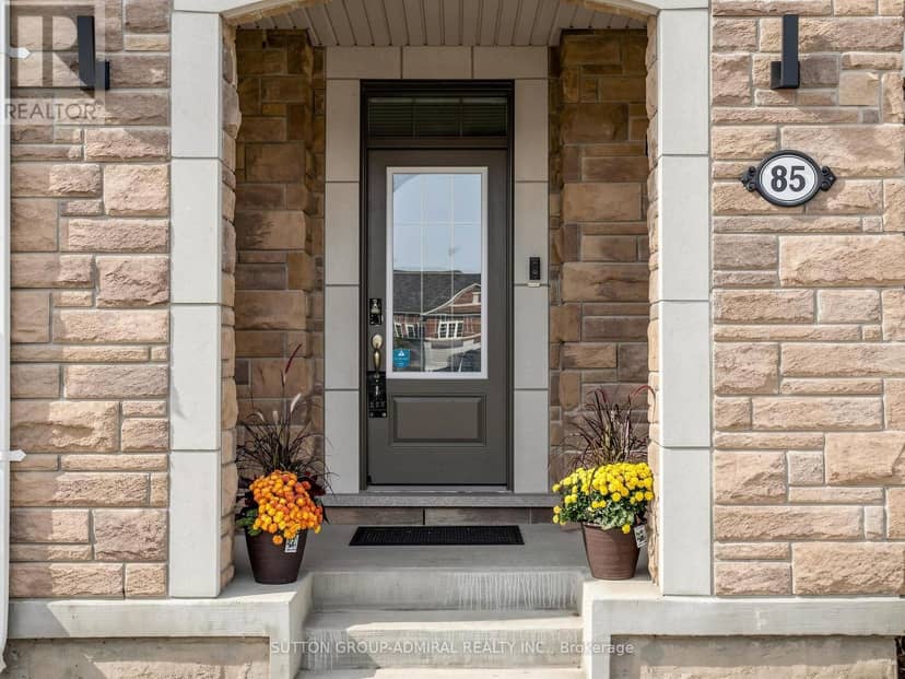 85 Casely Avenue, Richmond Hill, photo 2