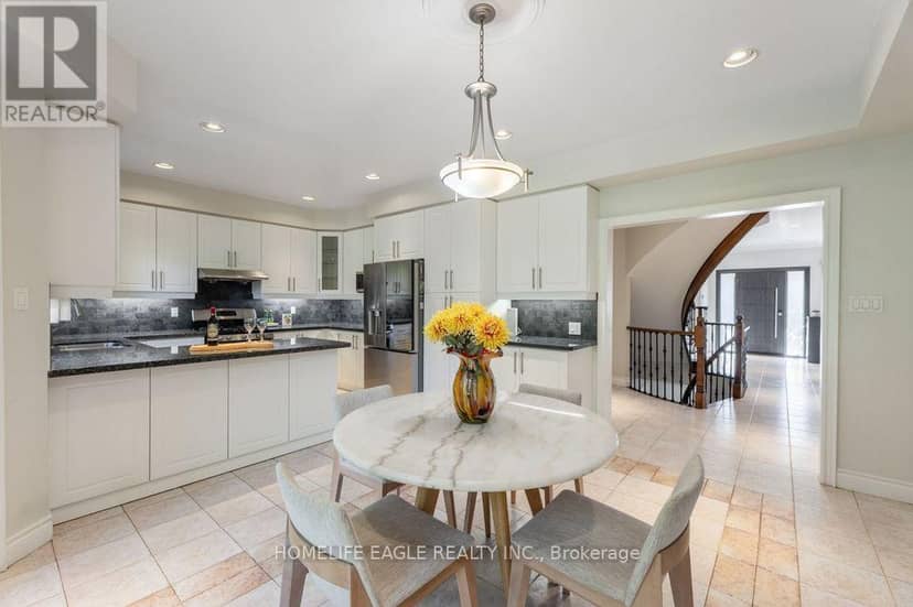 118 May Avenue, Richmond Hill, photo 8