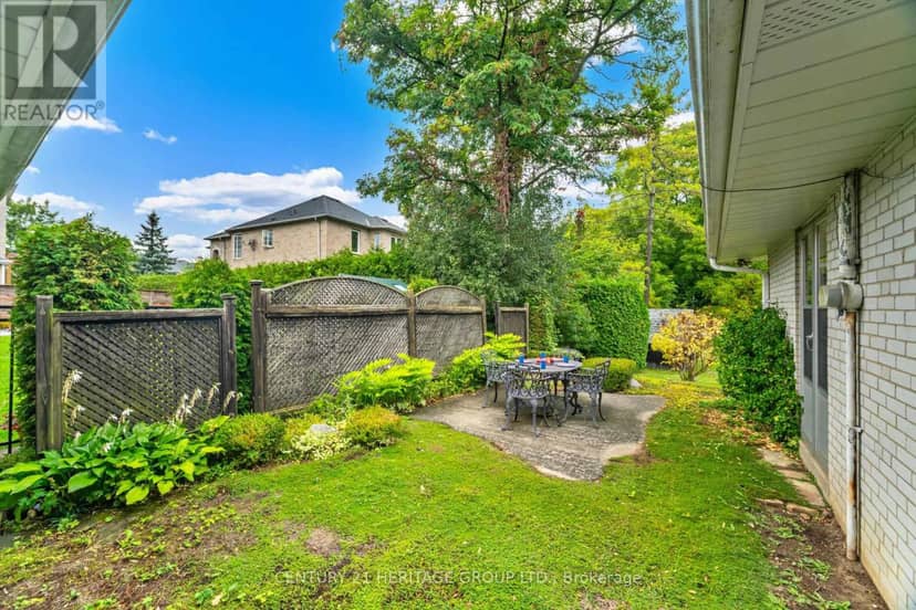 22 Poplar Drive, Richmond Hill, photo 5