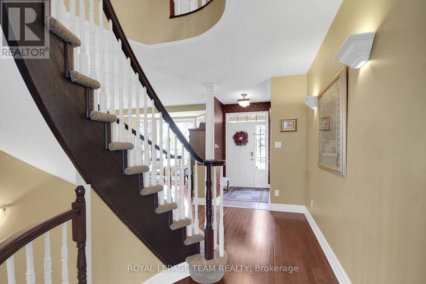 9 Mersey Drive, Ottawa, photo 3