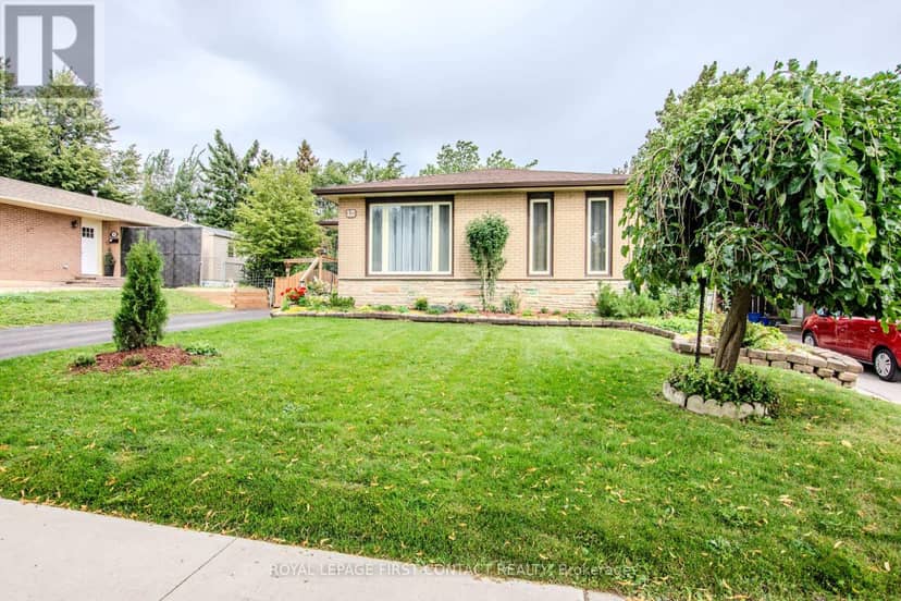 12 Daphne Crescent, Barrie, photo 2
