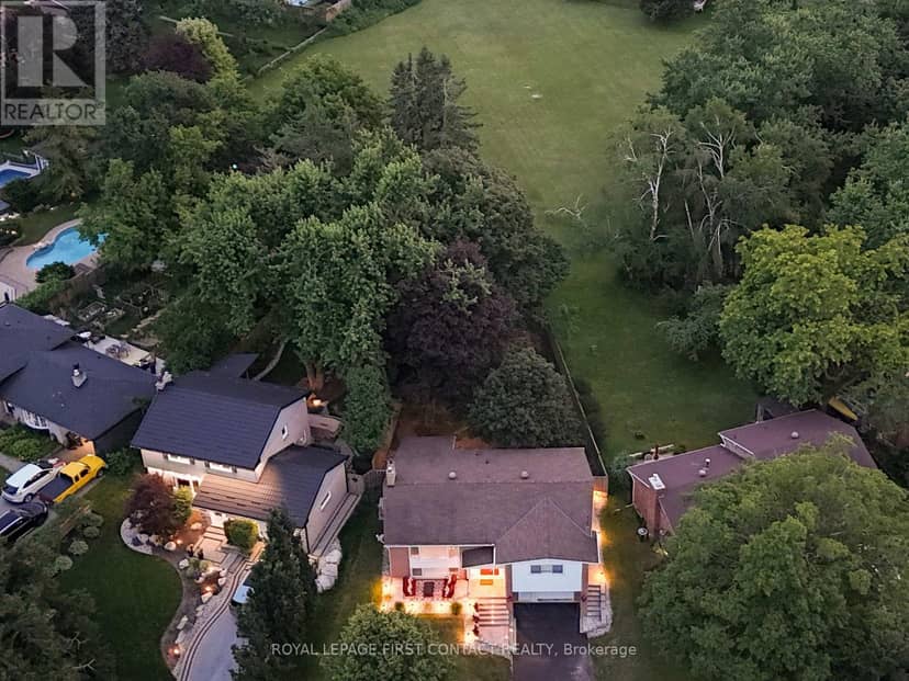27 Tower Crescent, Barrie, photo 2