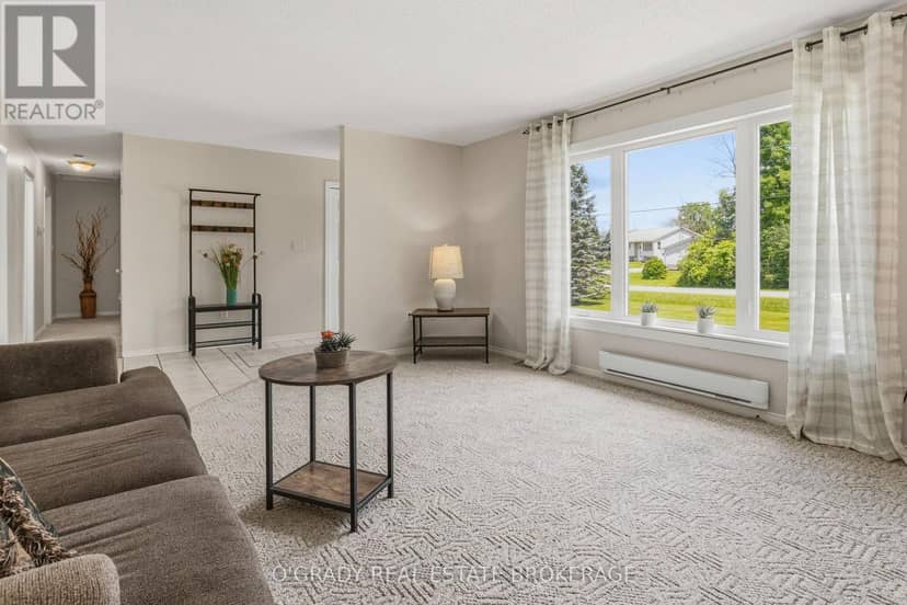 144 Osborne Road — photo 10 of 40