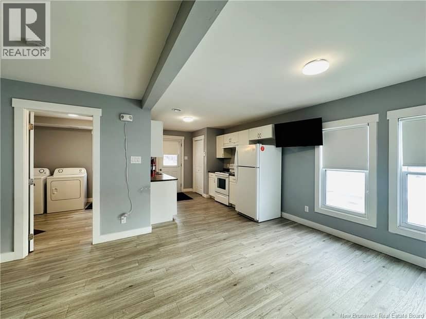 3764 Principal Street — photo 10 of 40
