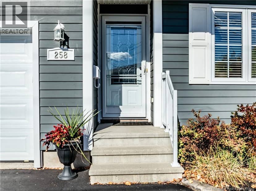 258 Damien Unit# 106, Dieppe, photo 2