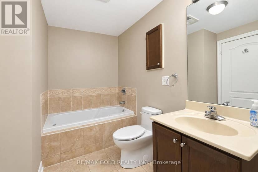 203 - 483 Faith Drive — photo 23 of 40