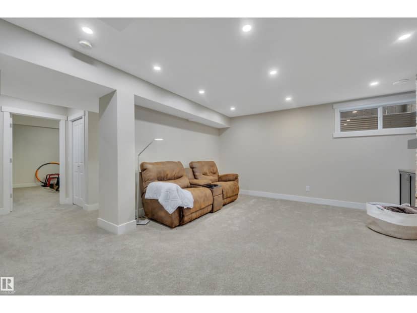 293 Griesbach Rd NW — photo 35 of 40