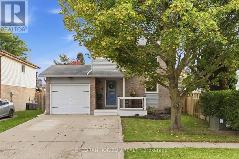 11 Sandalwood Drive — photo 2 of 38