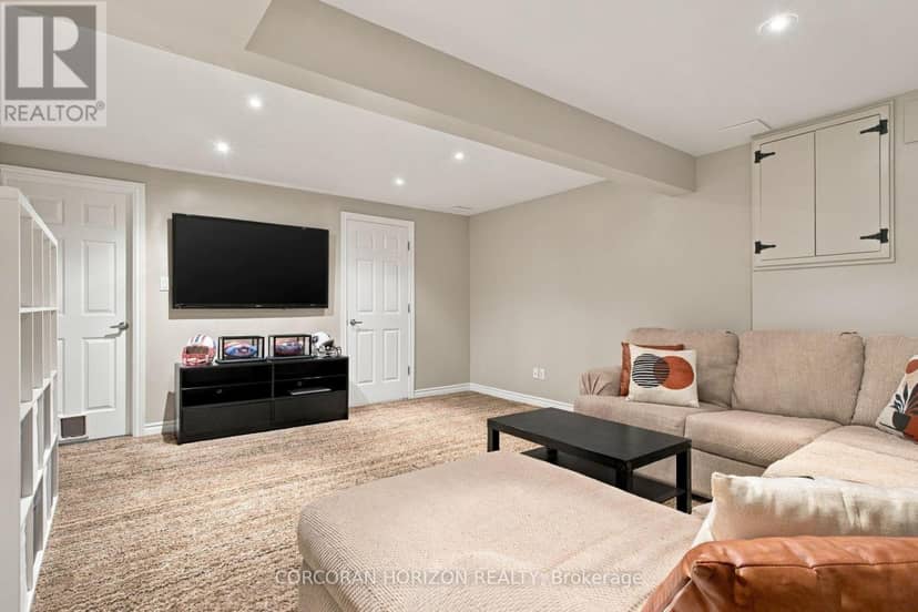 11 Sandalwood Drive — photo 26 of 38