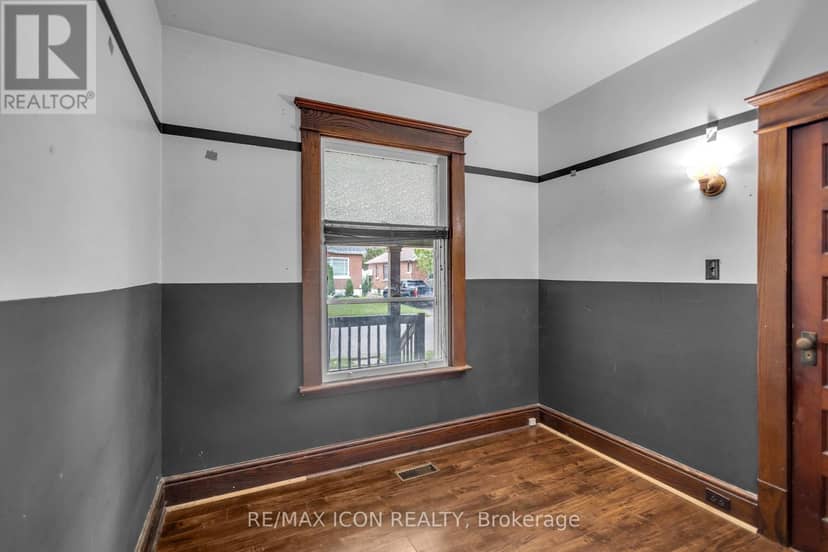 49 Mintern Avenue — photo 16 of 37