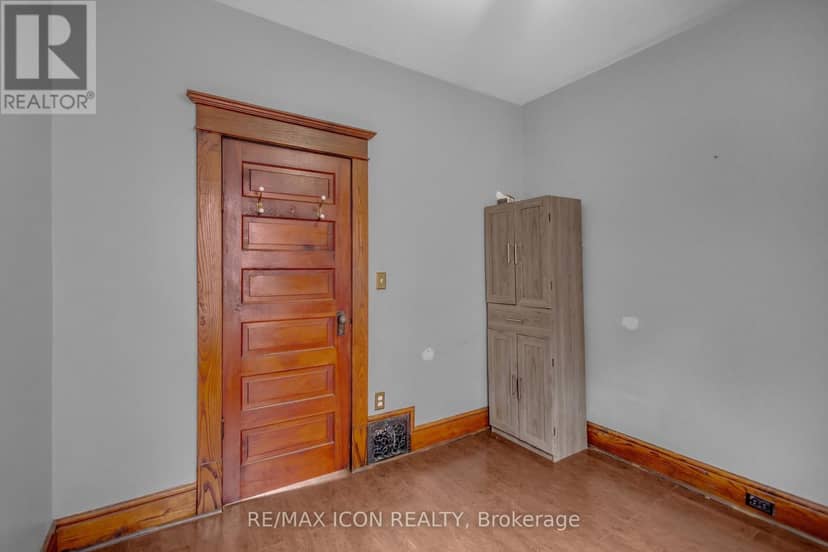 49 Mintern Avenue — photo 19 of 37