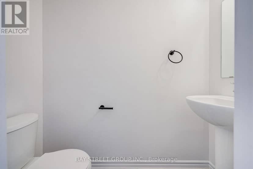 10 Elsegood Drive — photo 18 of 40