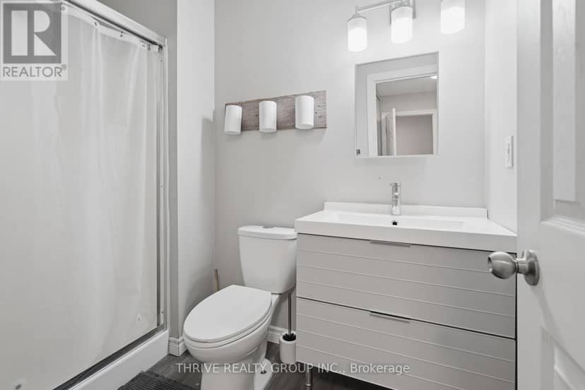 86 - 9 Ailsa Place — photo 21 of 30