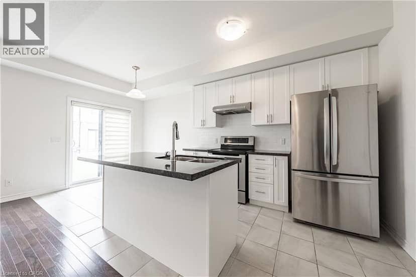 391 ATHABASCA Common — photo 9 of 40