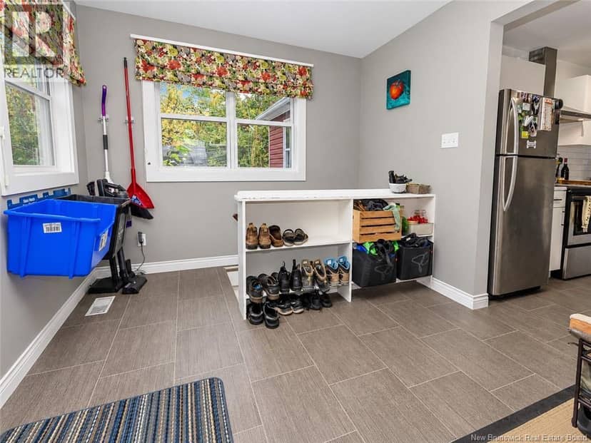 660 Philip Street — photo 22 of 24