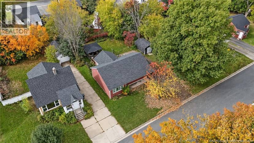 660 Philip Street — photo 2 of 24