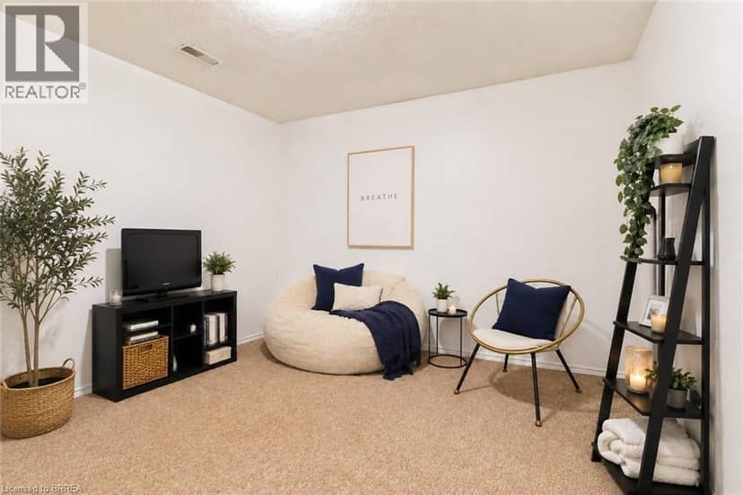 22 ALLENSGATE Drive — photo 34 of 40