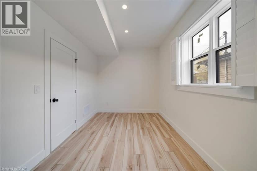 781 OLIVA Street — photo 8 of 33