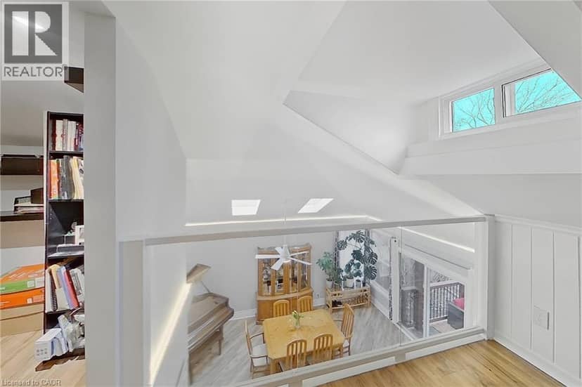 486 EAST 38TH Street — photo 34 of 40