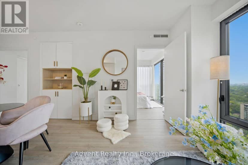 2308 - 8 Cumberland Street — photo 1 of 40
