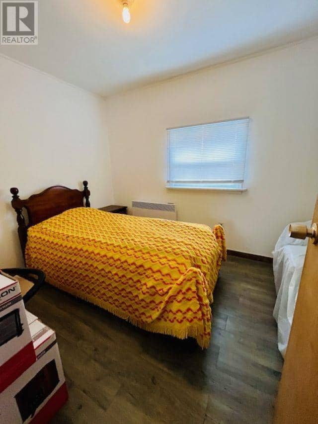 8 John — photo 16 of 25