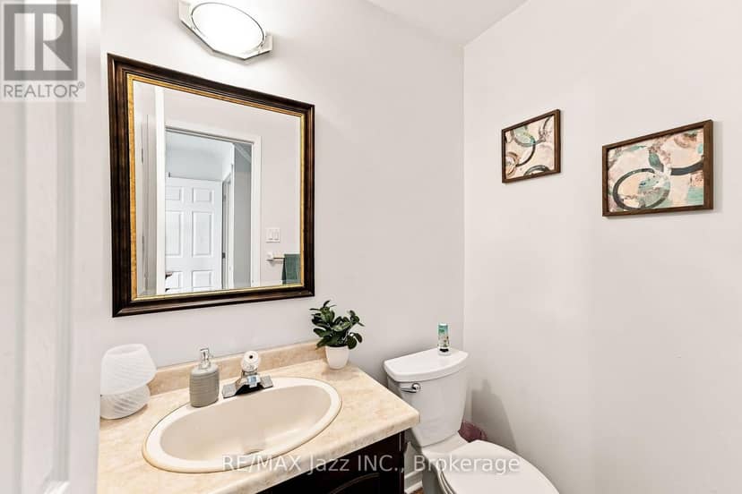 76 Chester Crescent — photo 29 of 40