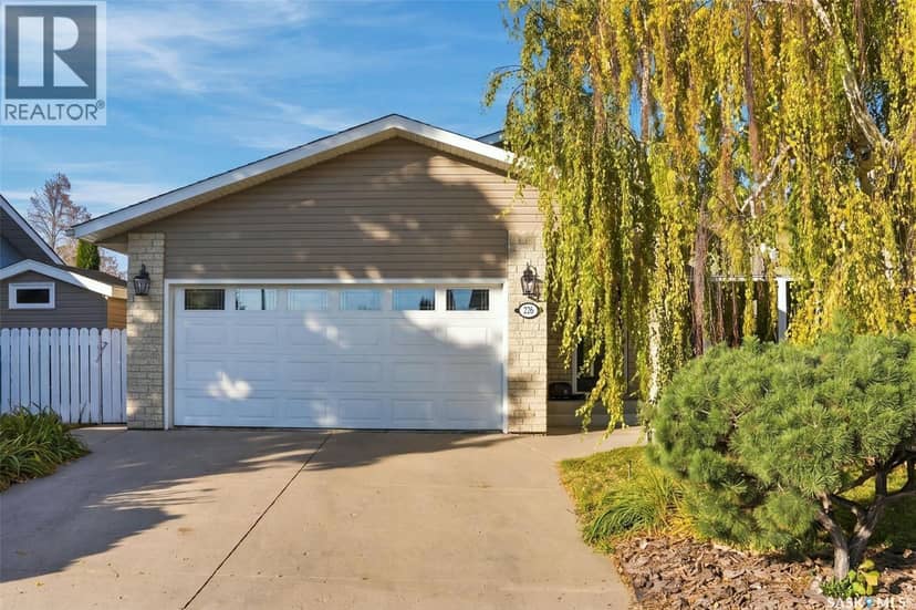 226 Gustin PLACE — photo 1 of 40