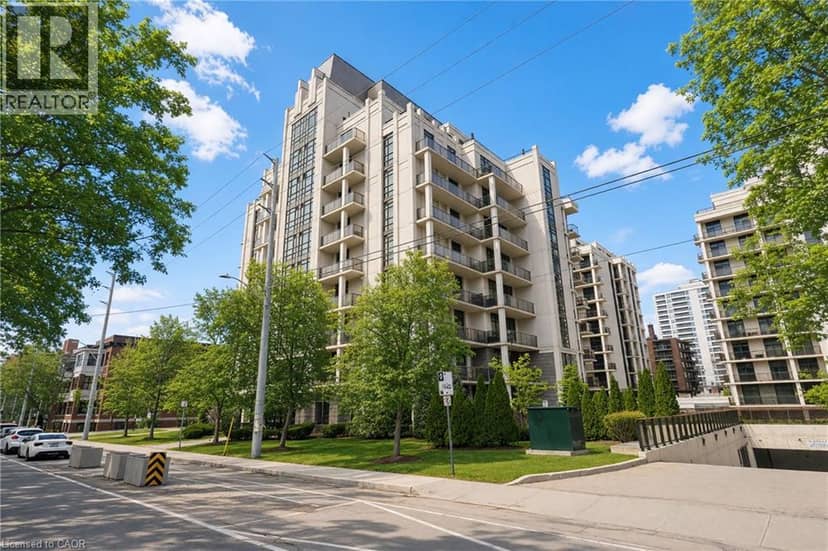 90 CHARLTON Avenue W Unit# PH1 — photo 1 of 40