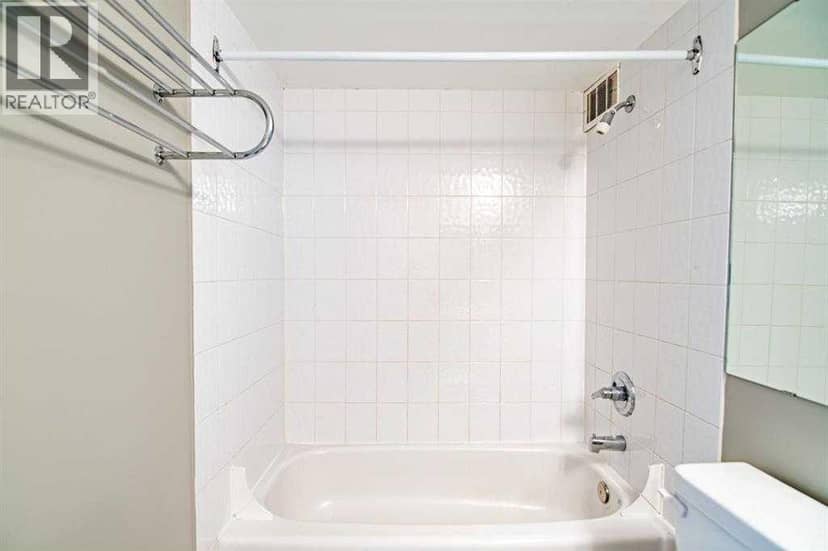 405, 4820 47 Avenue — photo 35 of 40