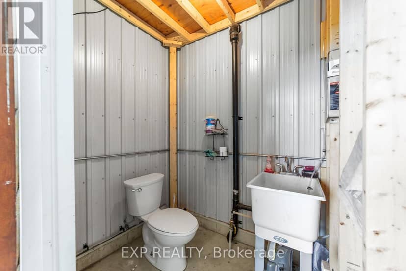 9221 Hickory Drive — photo 34 of 40