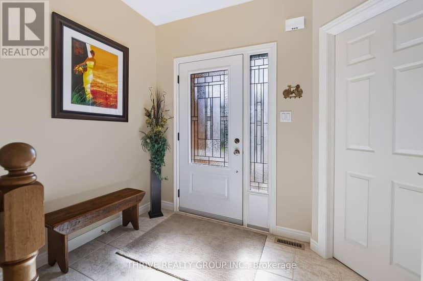 6 - 448 Commissioners Road E, London South, photo 8