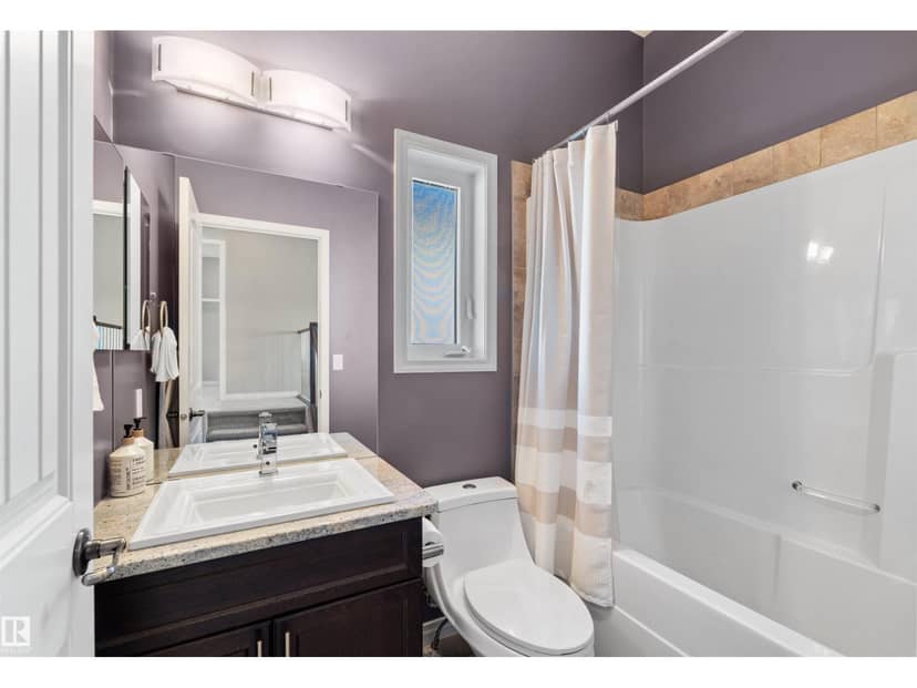 22 Norton Av — photo 17 of 33