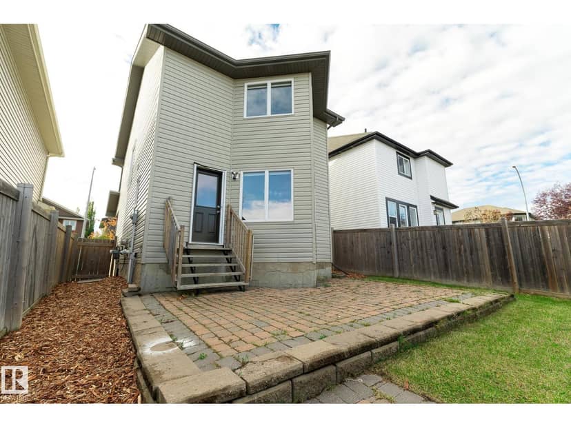 50 Vivian Wy — photo 34 of 40