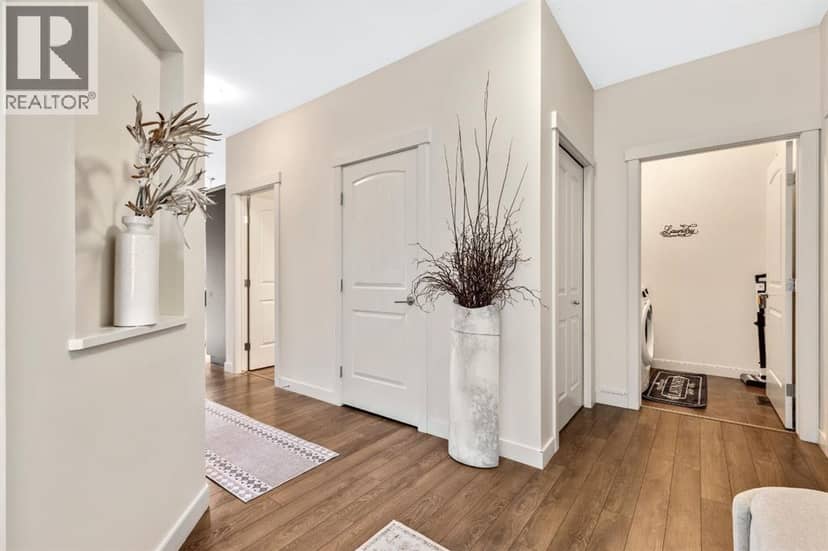 182 Cambridge Glen Drive, Strathmore, photo 3