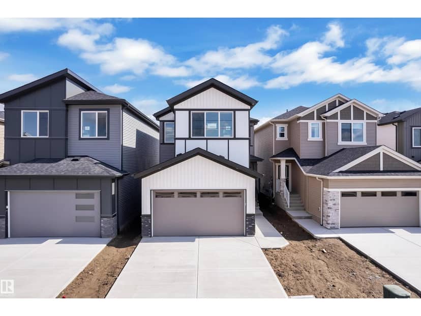 790 Bank DR, Leduc