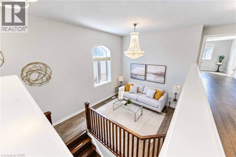 365 WOOLWICH Street — photo 10 of 25