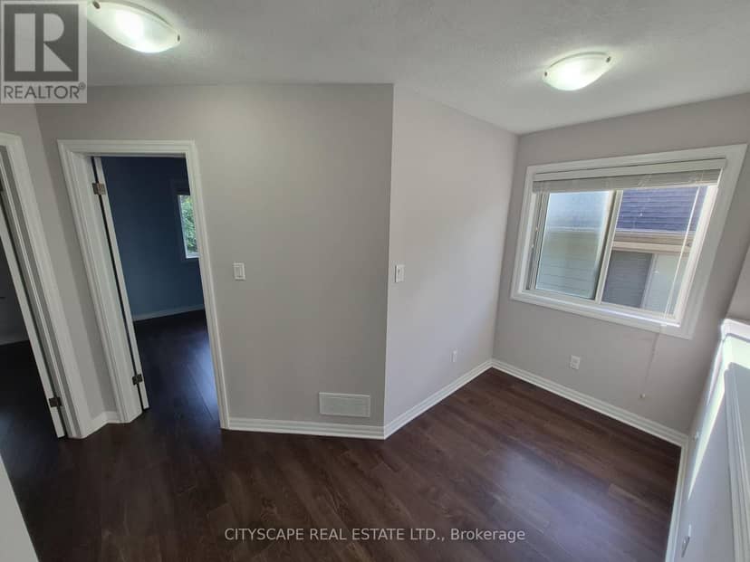 50 - 112 North Centre Road — photo 12 of 30